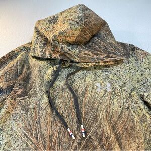 Under Armour Unisex Mossy Oak Brush Camouflage Pull Over Fitted Hoodie Size XL